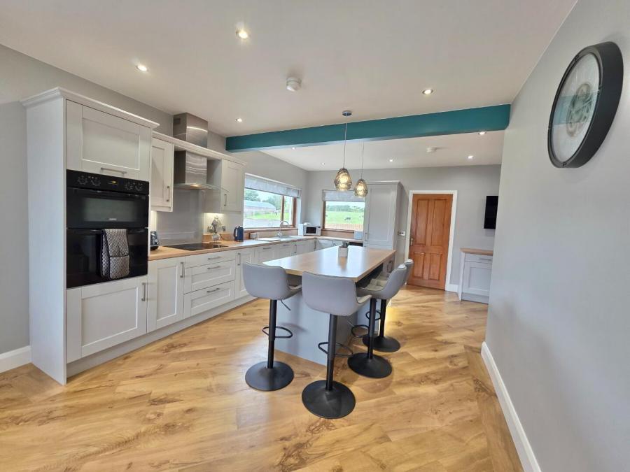 'Mullaghdubh', 54 Ballykenver Road