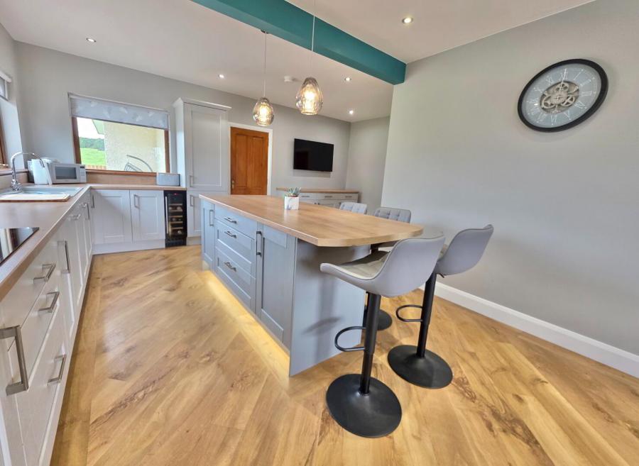 'Mullaghdubh', 54 Ballykenver Road