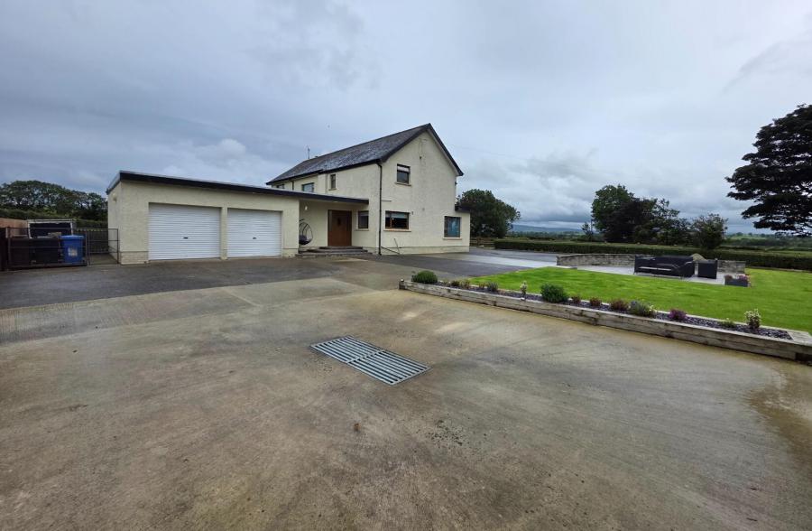 'Mullaghdubh', 54 Ballykenver Road