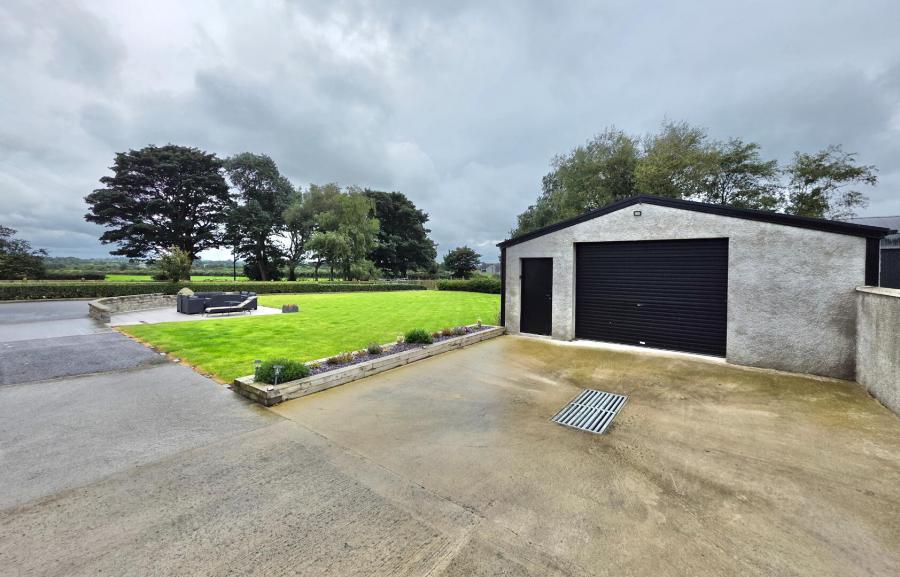 'Mullaghdubh', 54 Ballykenver Road