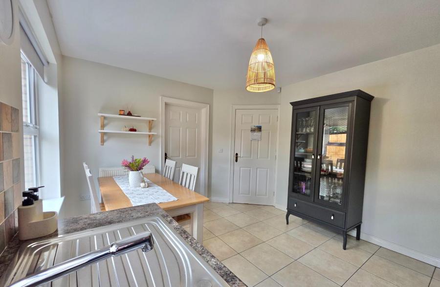 25 Bann Meadows