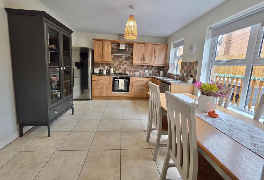 25 Bann Meadows