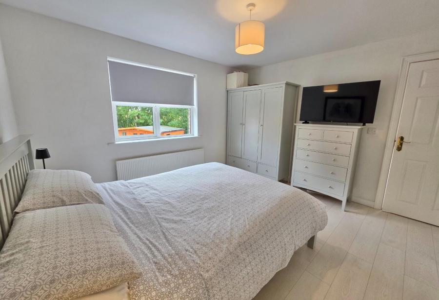 25 Bann Meadows