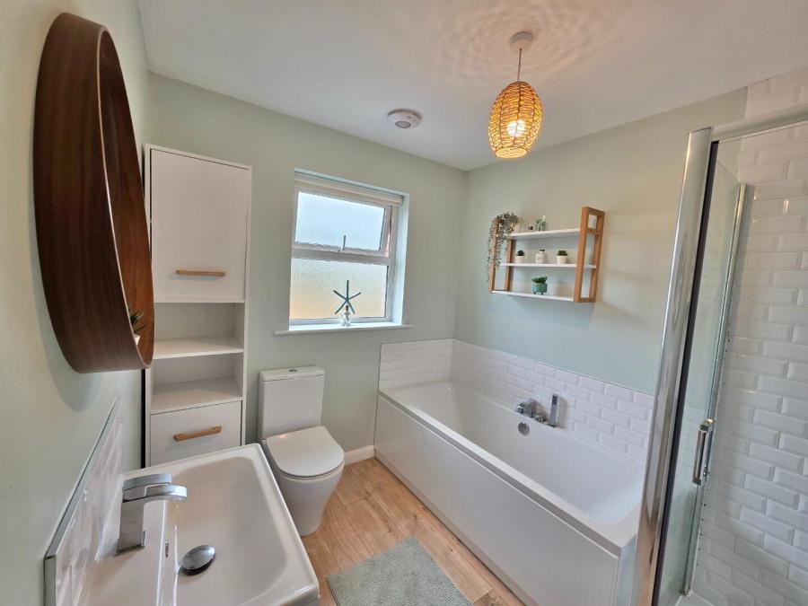 25 Bann Meadows