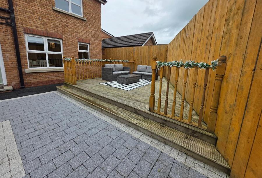 25 Bann Meadows