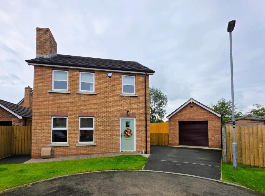 25 Bann Meadows