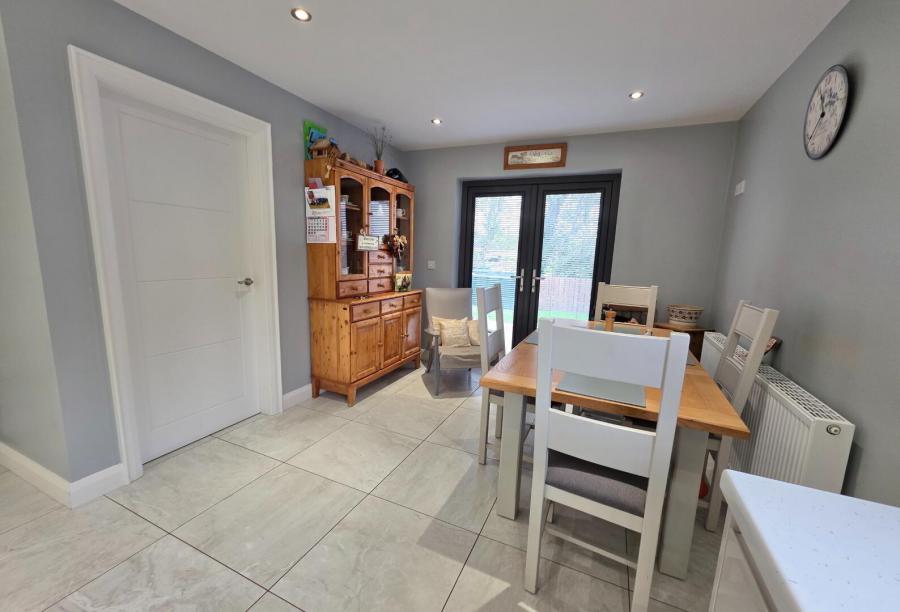 12 Burnvale Avenue