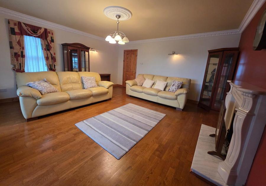 7 Knock Eden Close
