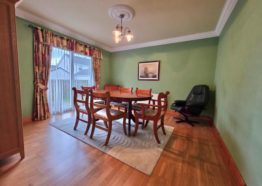 7 Knock Eden Close