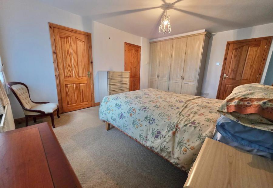 7 Knock Eden Close