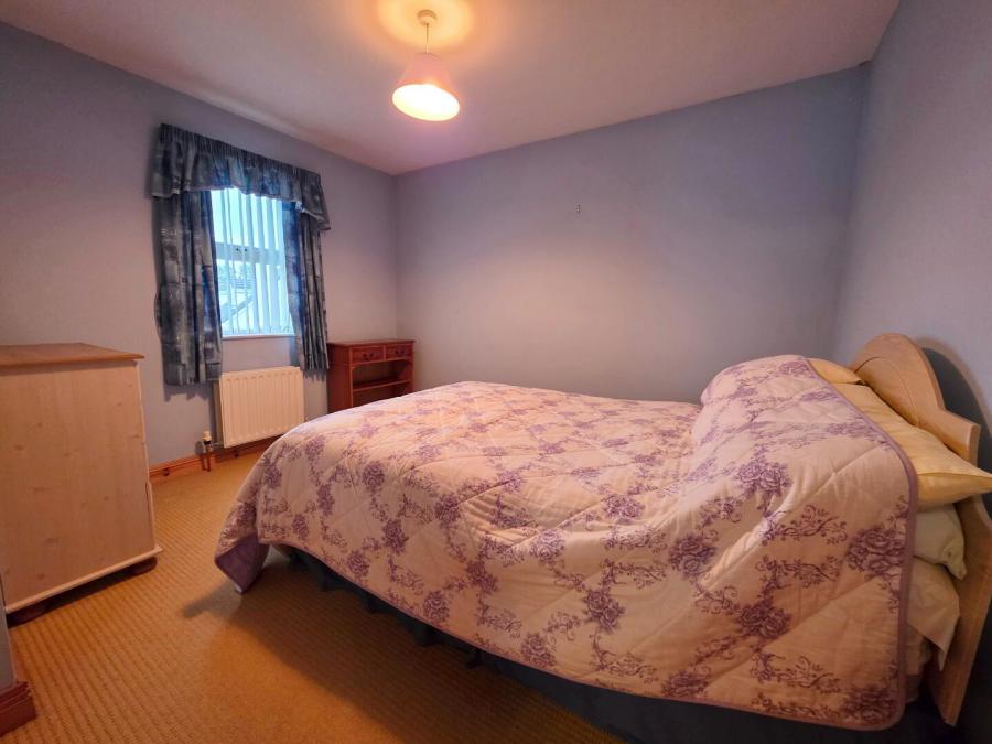 7 Knock Eden Close