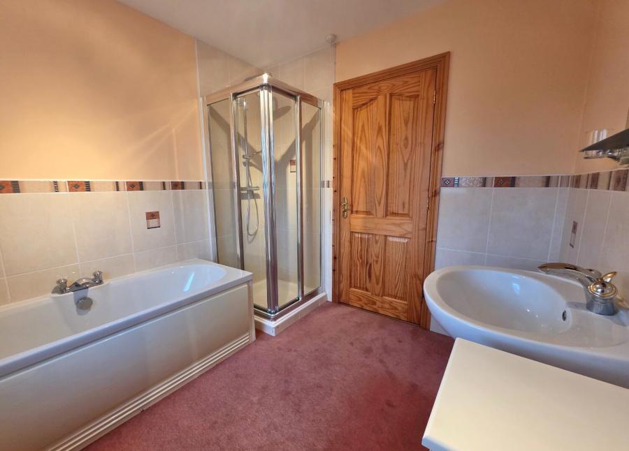 7 Knock Eden Close