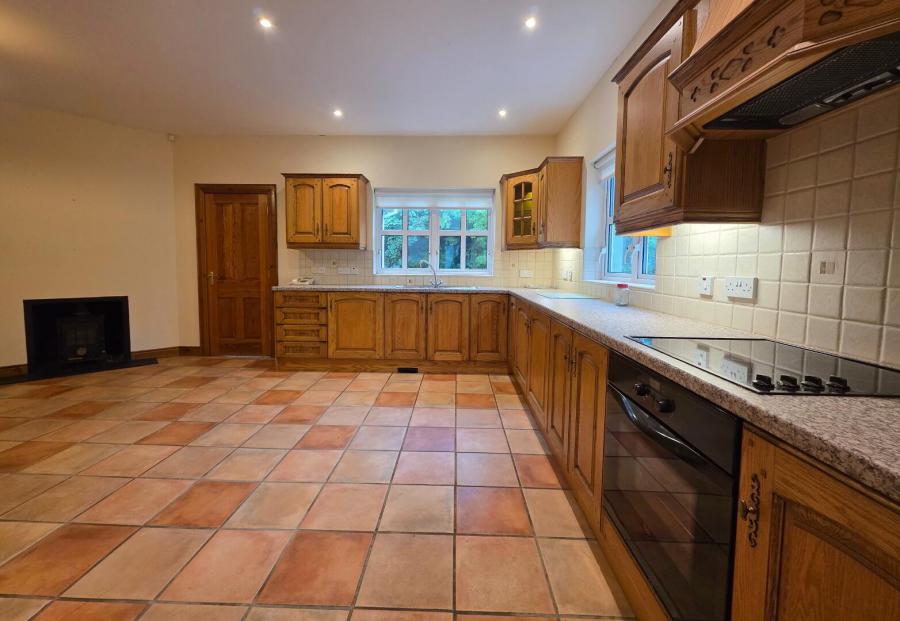 'Blackthorn Cottage', 52 Vow Road