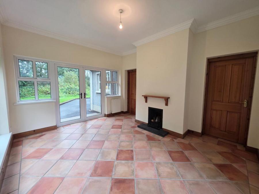 'Blackthorn Cottage', 52 Vow Road