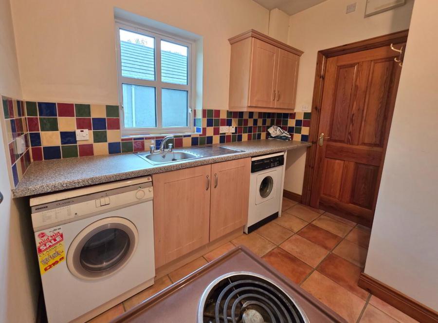 'Blackthorn Cottage', 52 Vow Road