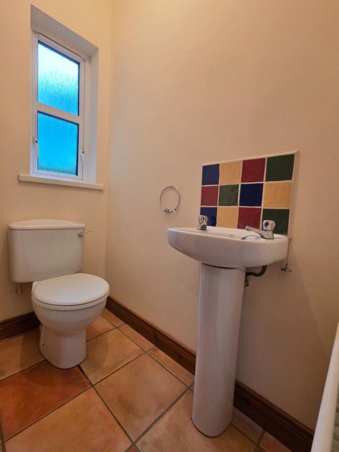'Blackthorn Cottage', 52 Vow Road