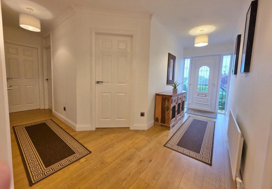 16 Eastburn Crescent