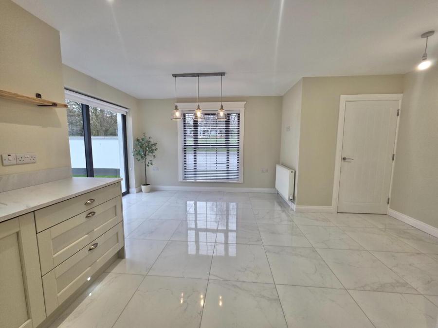 8 Old Creamery Court