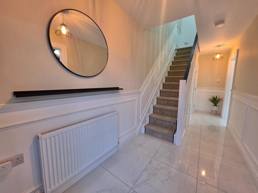 8 Old Creamery Court