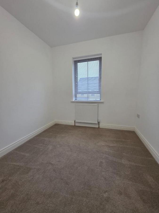 8 Old Creamery Court