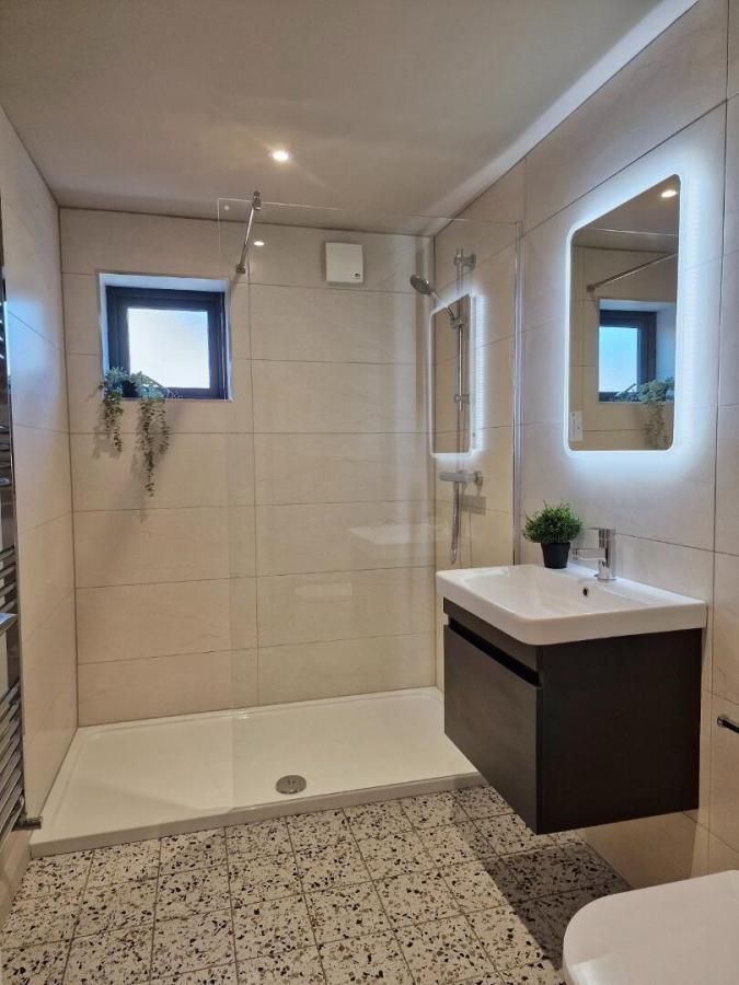 'No 1 Gillespie's Store', Clare Street