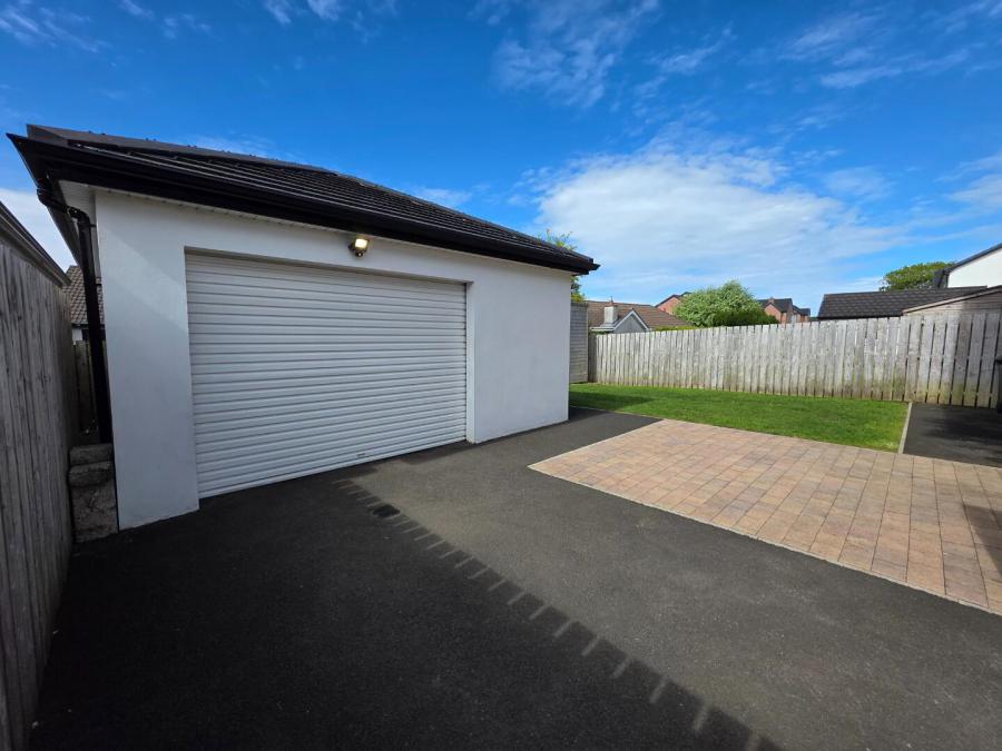 21 Paddock Lane