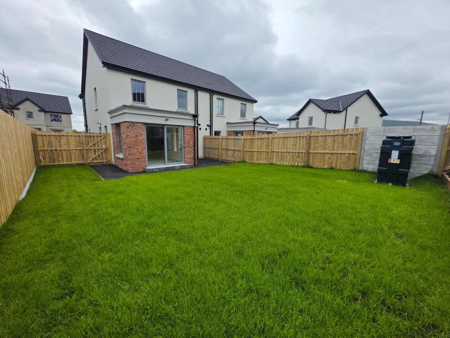 3 Benmore Gate