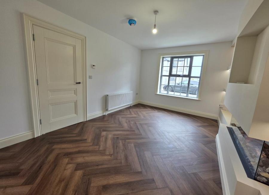 3 Benmore Gate