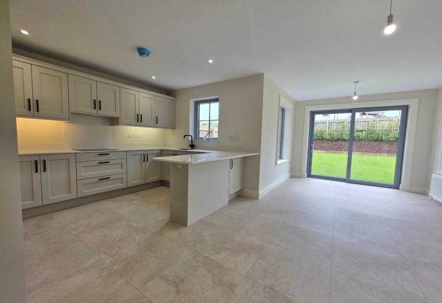 3 Benmore Gate