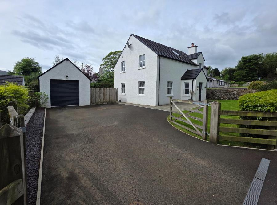 10 Novally Road