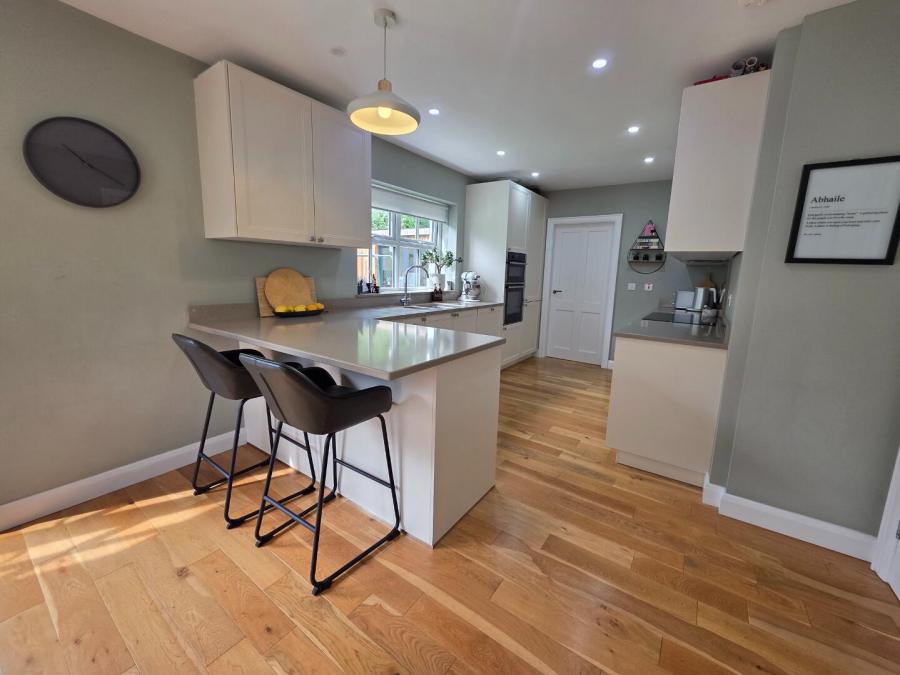 10 Novally Road
