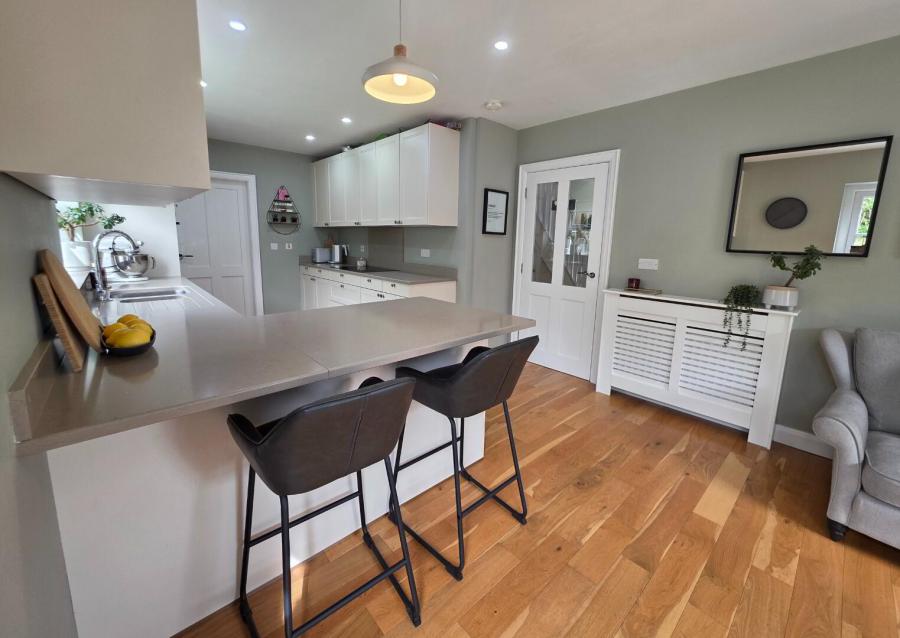 10 Novally Road