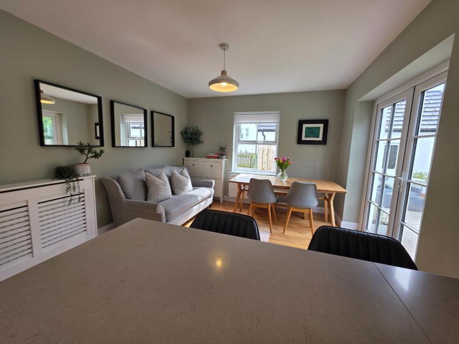 10 Novally Road