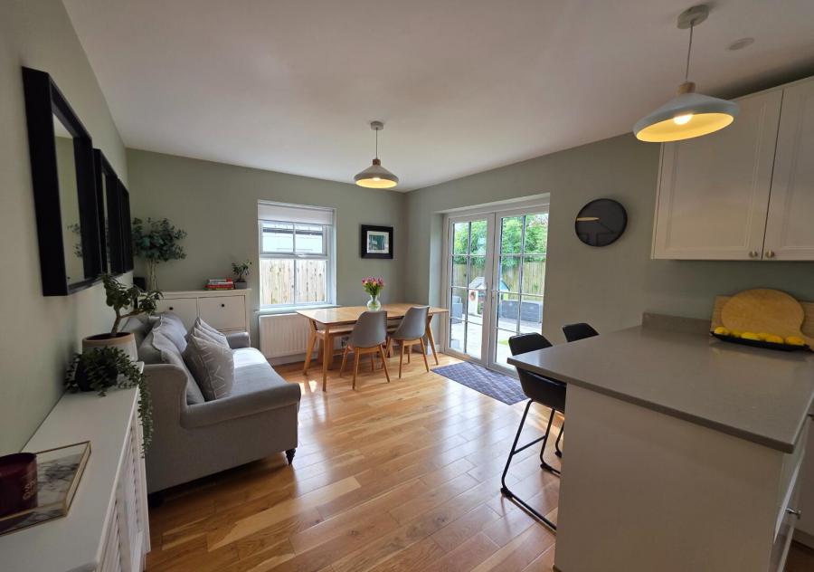 10 Novally Road