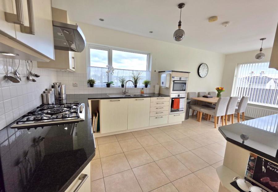 40 Rathlin Road