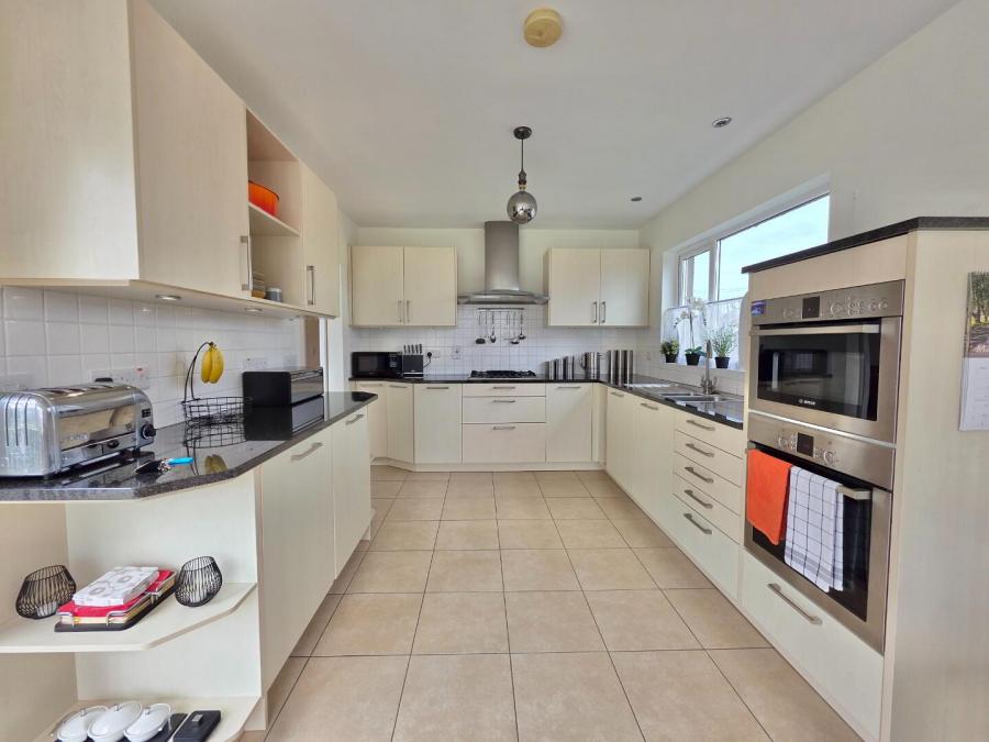 40 Rathlin Road