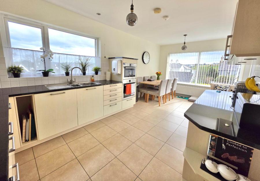 40 Rathlin Road