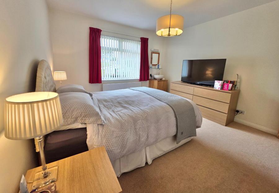 40 Rathlin Road