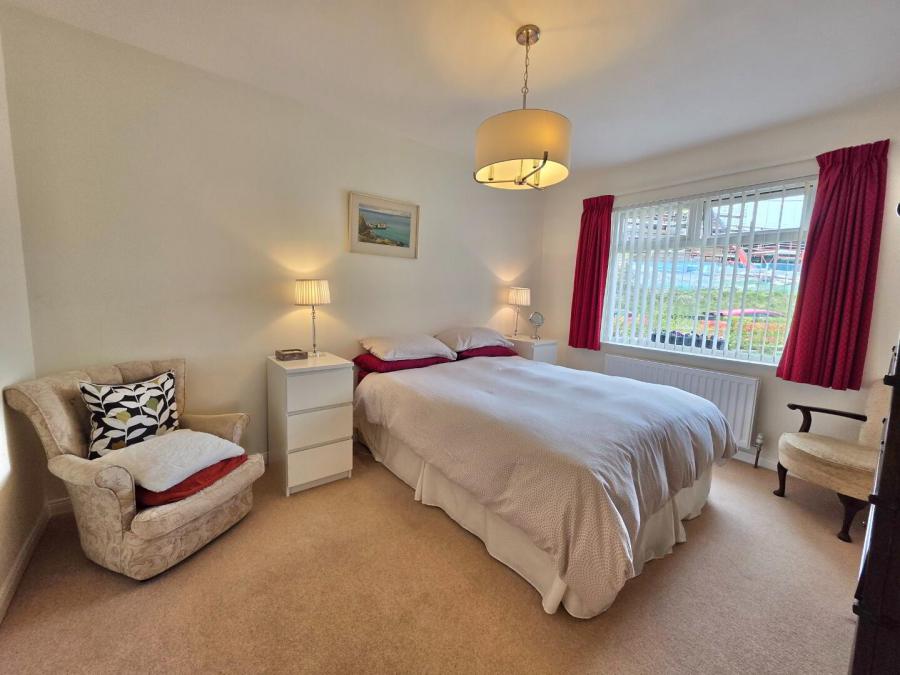 40 Rathlin Road