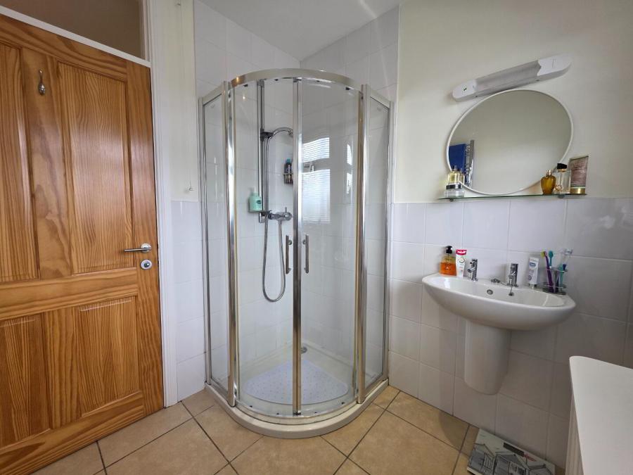 40 Rathlin Road