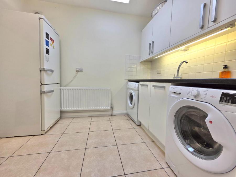 40 Rathlin Road