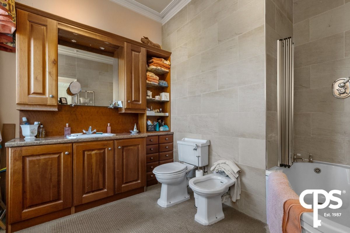 6 Bank Terrace 6 Bank Terrace