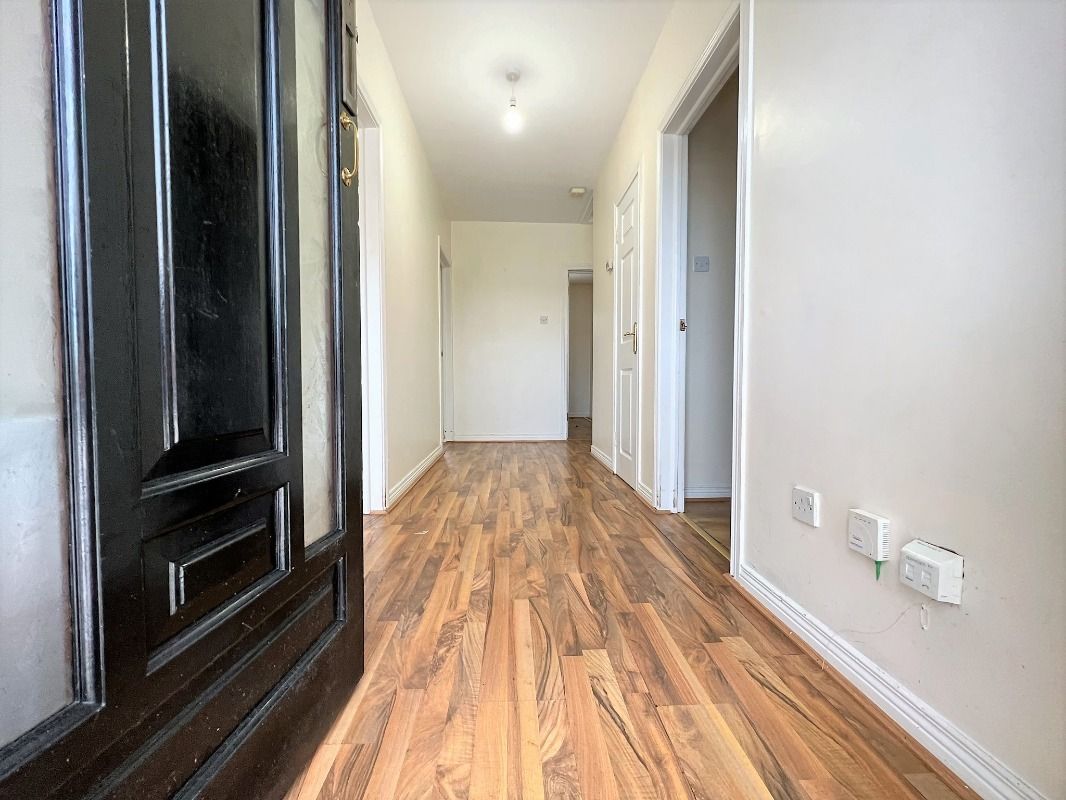 51 Greenpark Manor 51 Greenpark Manor