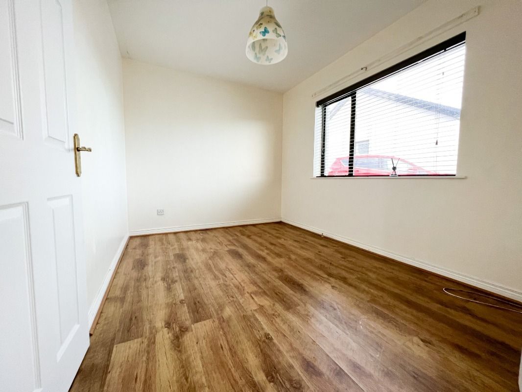 51 Greenpark Manor 51 Greenpark Manor