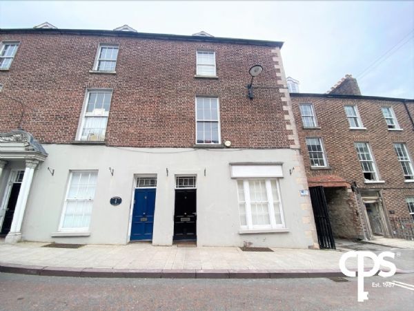 Apt6 Russell Street