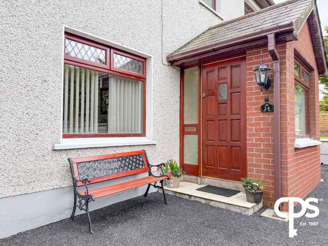 24 Navan Fort Road
