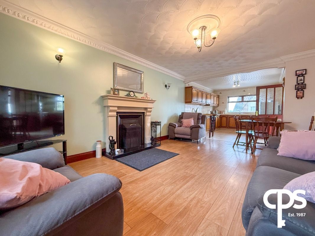 24 Navan Fort Road