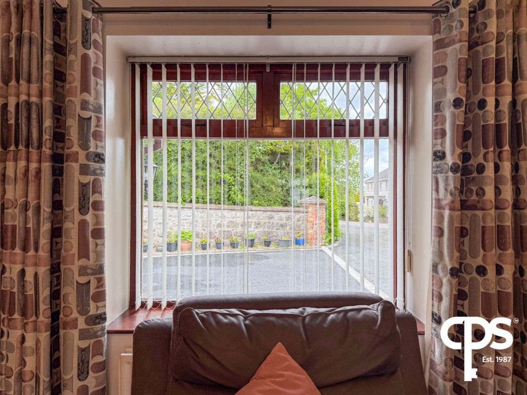 24 Navan Fort Road