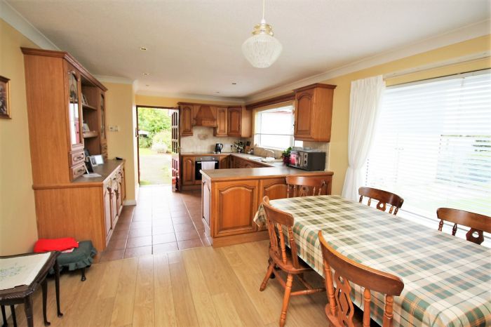 1b Colane Road