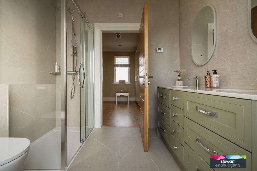 The Croft, 8a Waringfield Park